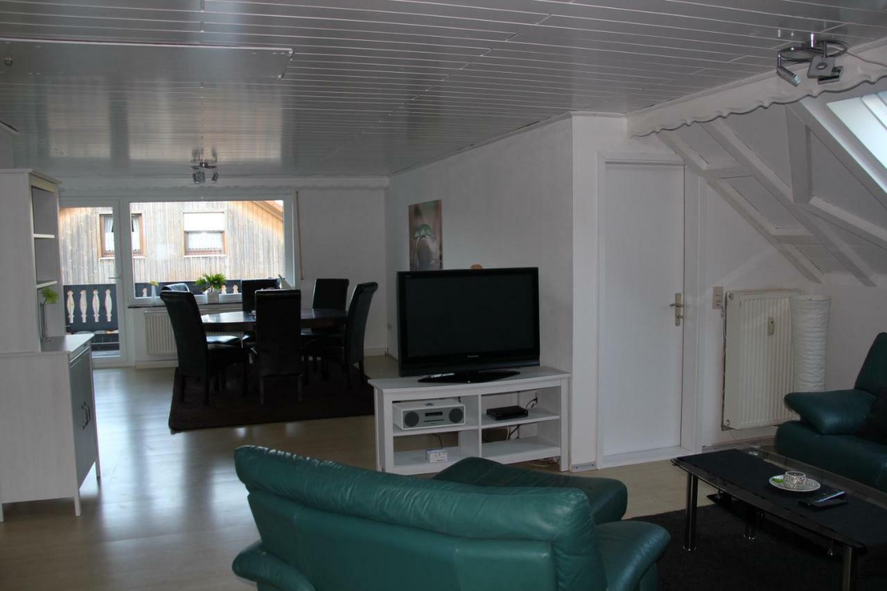 Ferienwohnung Abersfelder Mit Balkon Wildflecken Exterior foto
