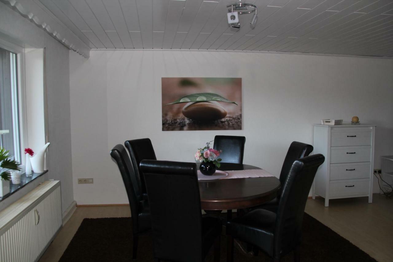 Ferienwohnung Abersfelder Mit Balkon Wildflecken Exterior foto