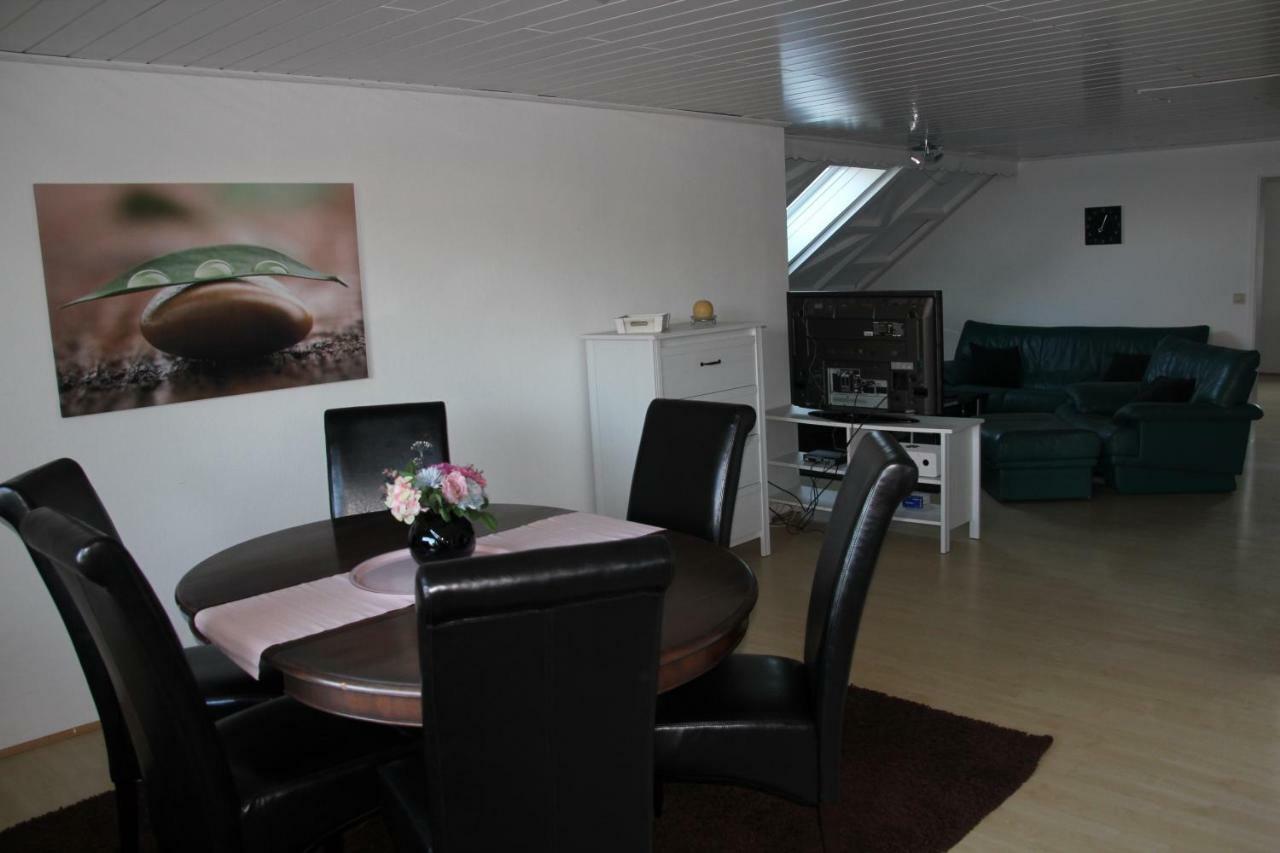Ferienwohnung Abersfelder Mit Balkon Wildflecken Exterior foto